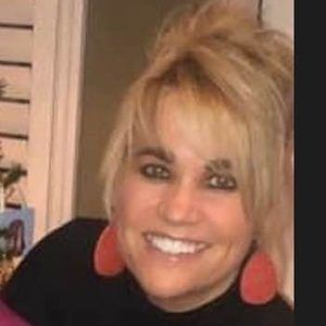 Meet your Posher, Cathey